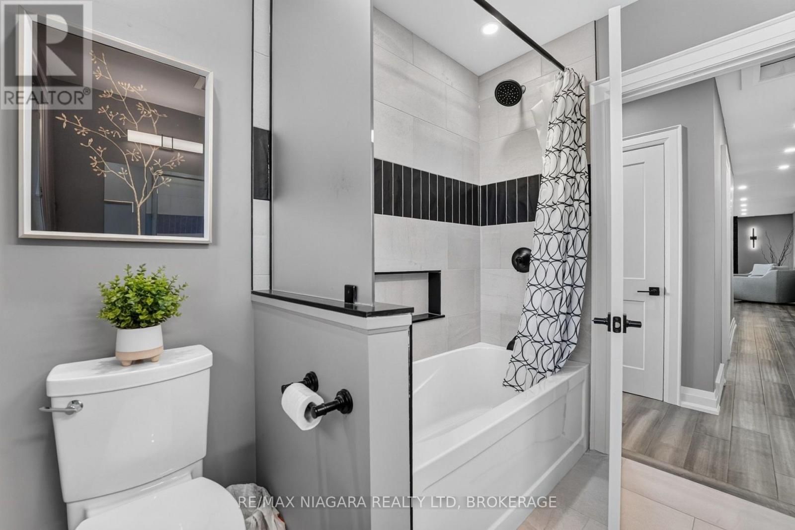 714 Carlton Street, Niagara-On-The-Lake, Ontario  L0S 1J0 - Photo 26 - X13996762