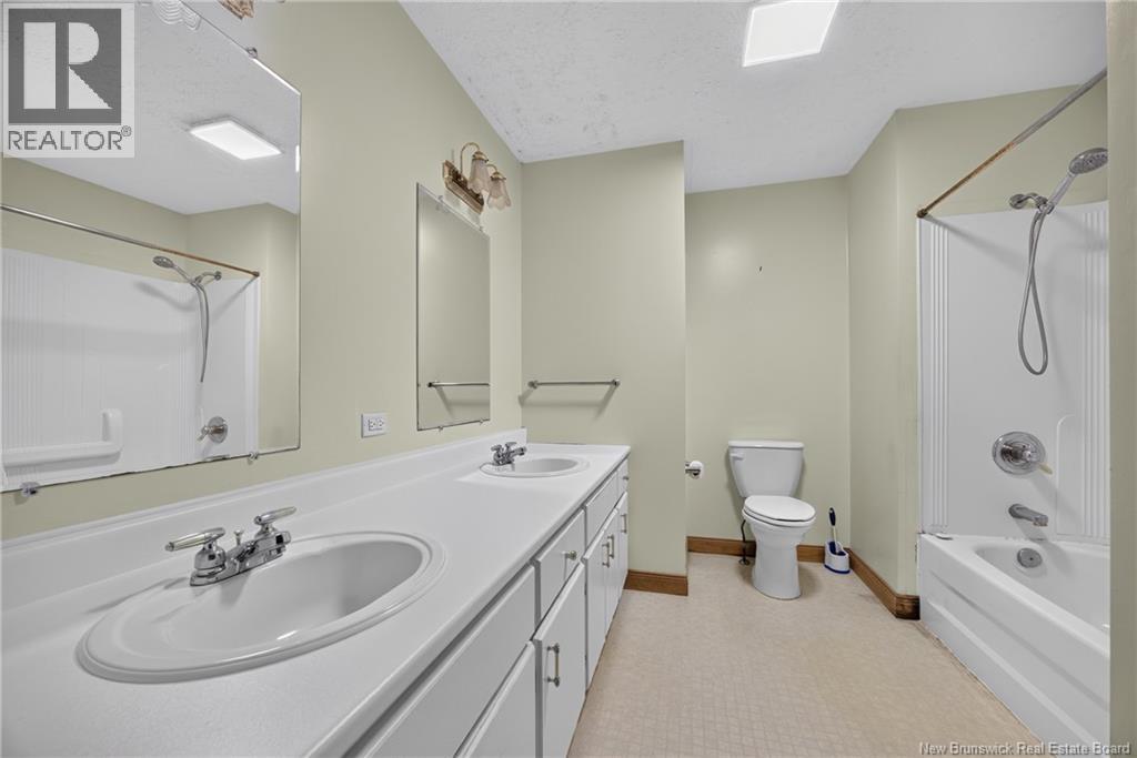 74 Talisman Crescent, Fredericton, New Brunswick  E3C 1L9 - Photo 15 - NB149354
