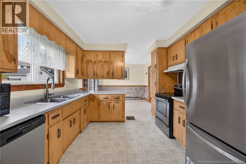74 Talisman Crescent, Fredericton, New Brunswick  E3C 1L9 - Photo 12 - NB149354