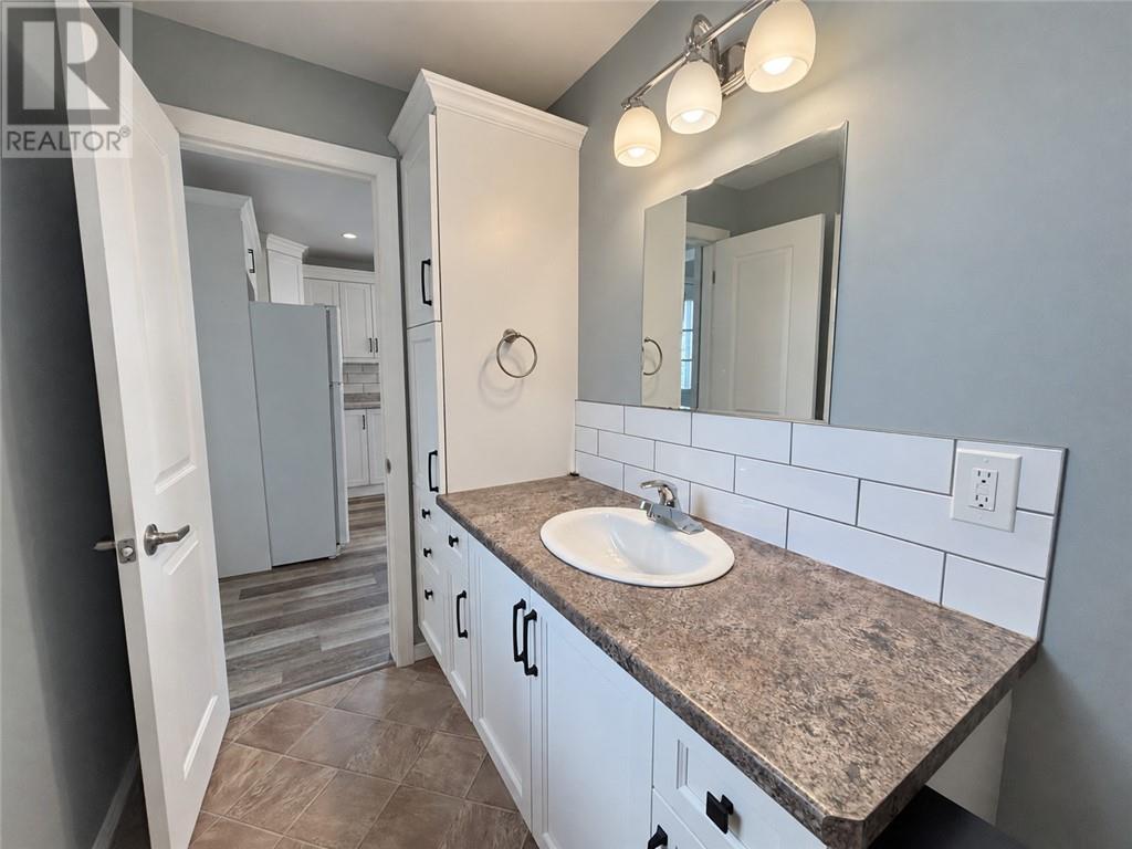 1581 Lakeshore Drive, Val Caron, Ontario  P3N 1L3 - Photo 20 - 2130886