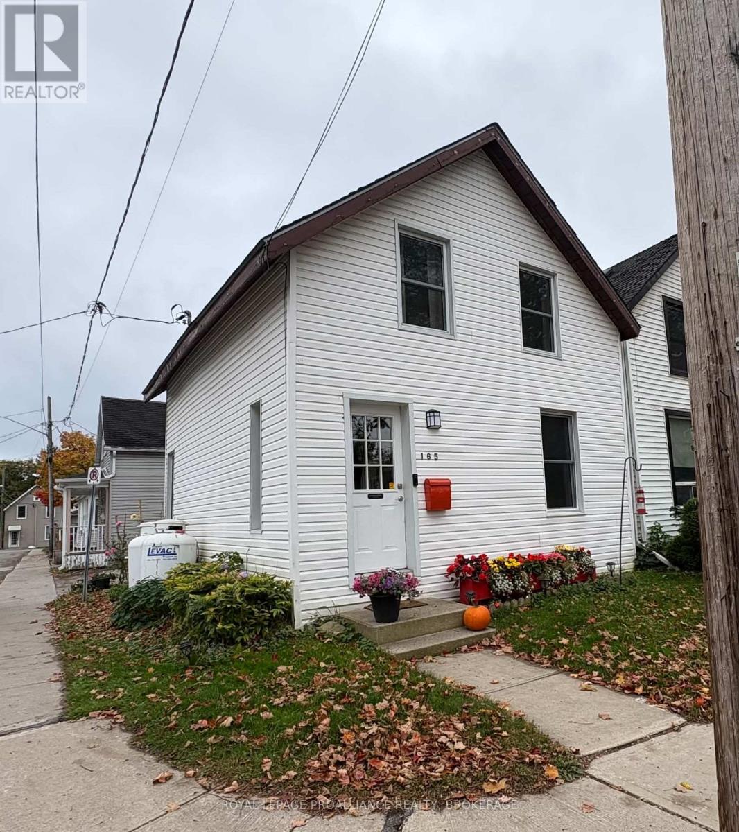 165 Pearl Street W, Brockville, Ontario  K6V 4C9 - Photo 3 - X14001066