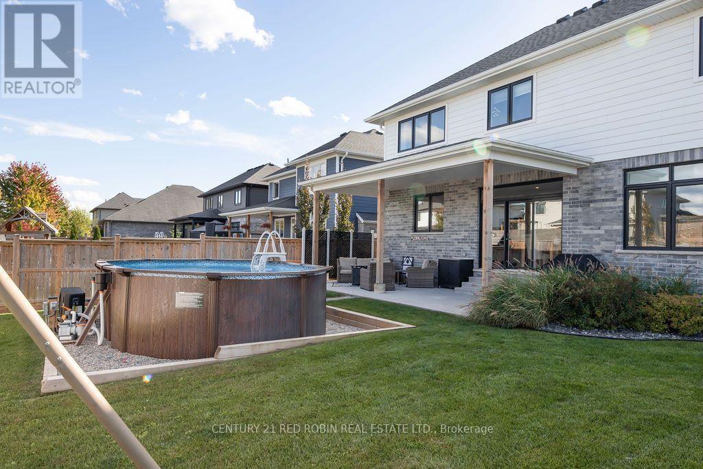 2558 Terry Fox Court, Strathroy-Caradoc, Ontario  N0L 1W0 - Photo 40 - X14003128