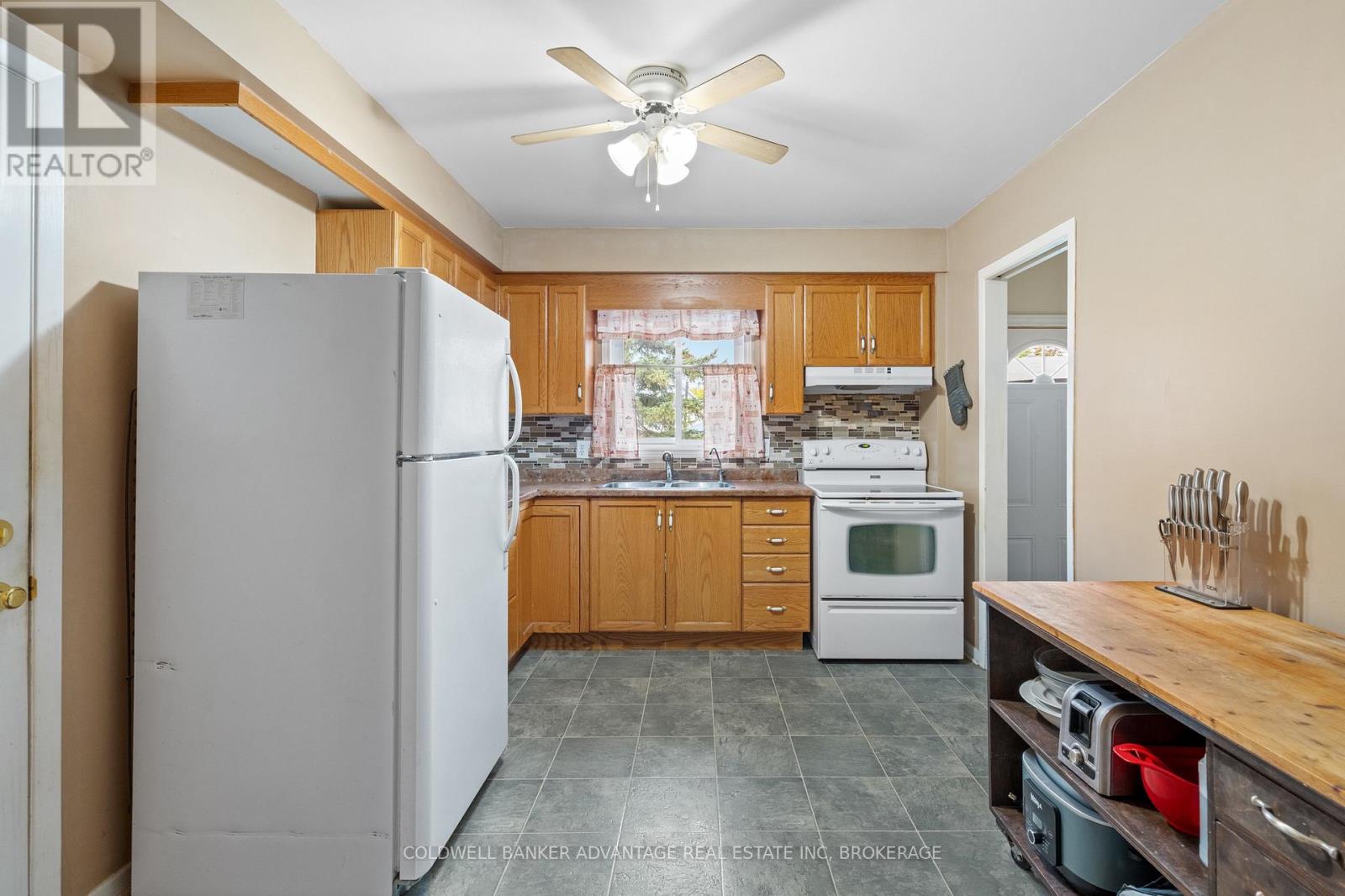 18 Joshua Court, Welland, Ontario  L3C 7E3 - Photo 12 - X14004078