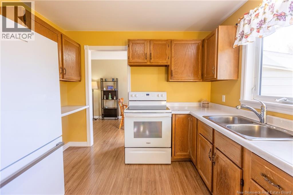 166 Mount View Road, Sackville, New Brunswick  E4L 1N4 - Photo 13 - NB149464