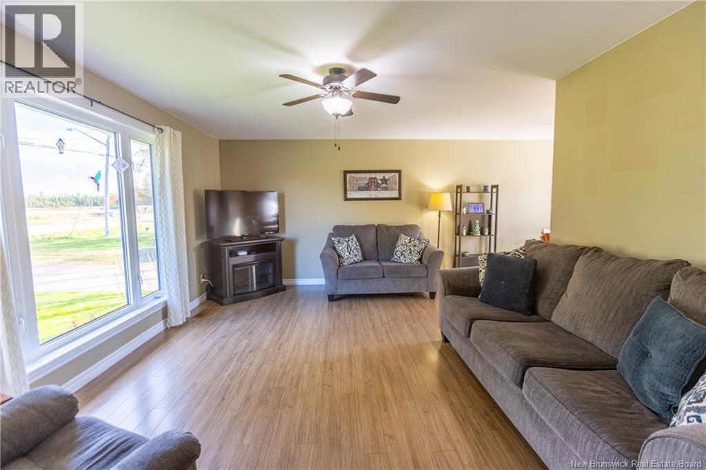 166 Mount View Road, Sackville, New Brunswick  E4L 1N4 - Photo 6 - NB149464