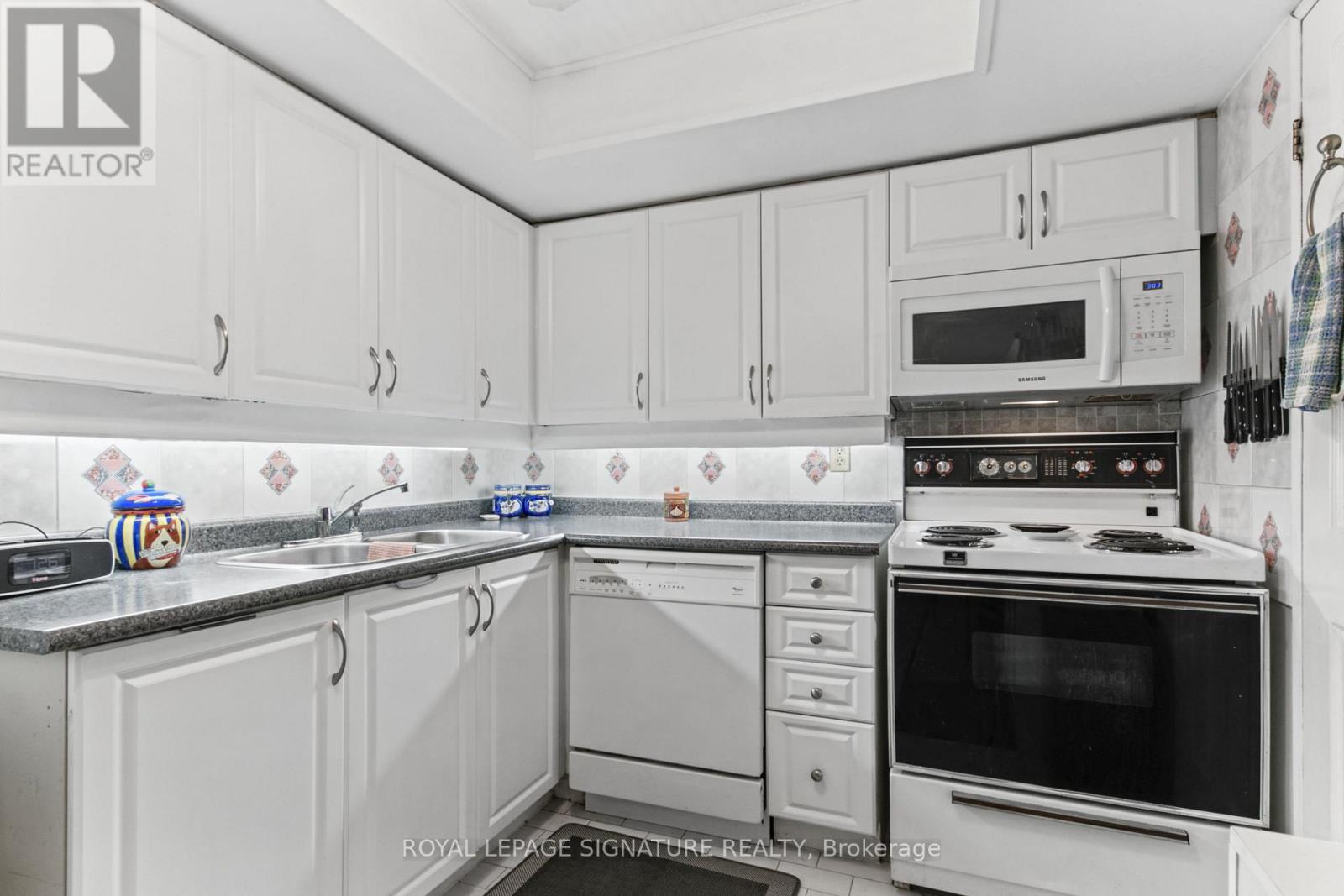 722 - 65 Scadding Avenue, Toronto, Ontario  M5A 4L1 - Photo 19 - C14003912