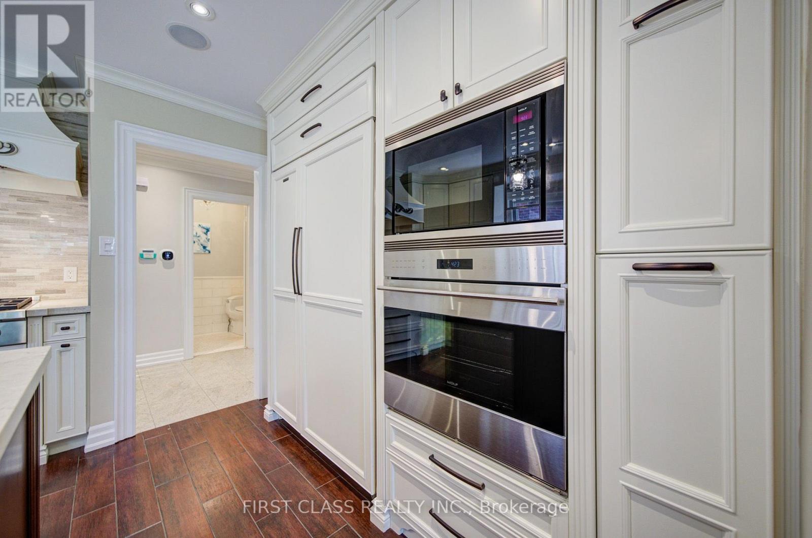 54 Magpie Crescent, Toronto, Ontario  M2L 2E5 - Photo 13 - C14004084