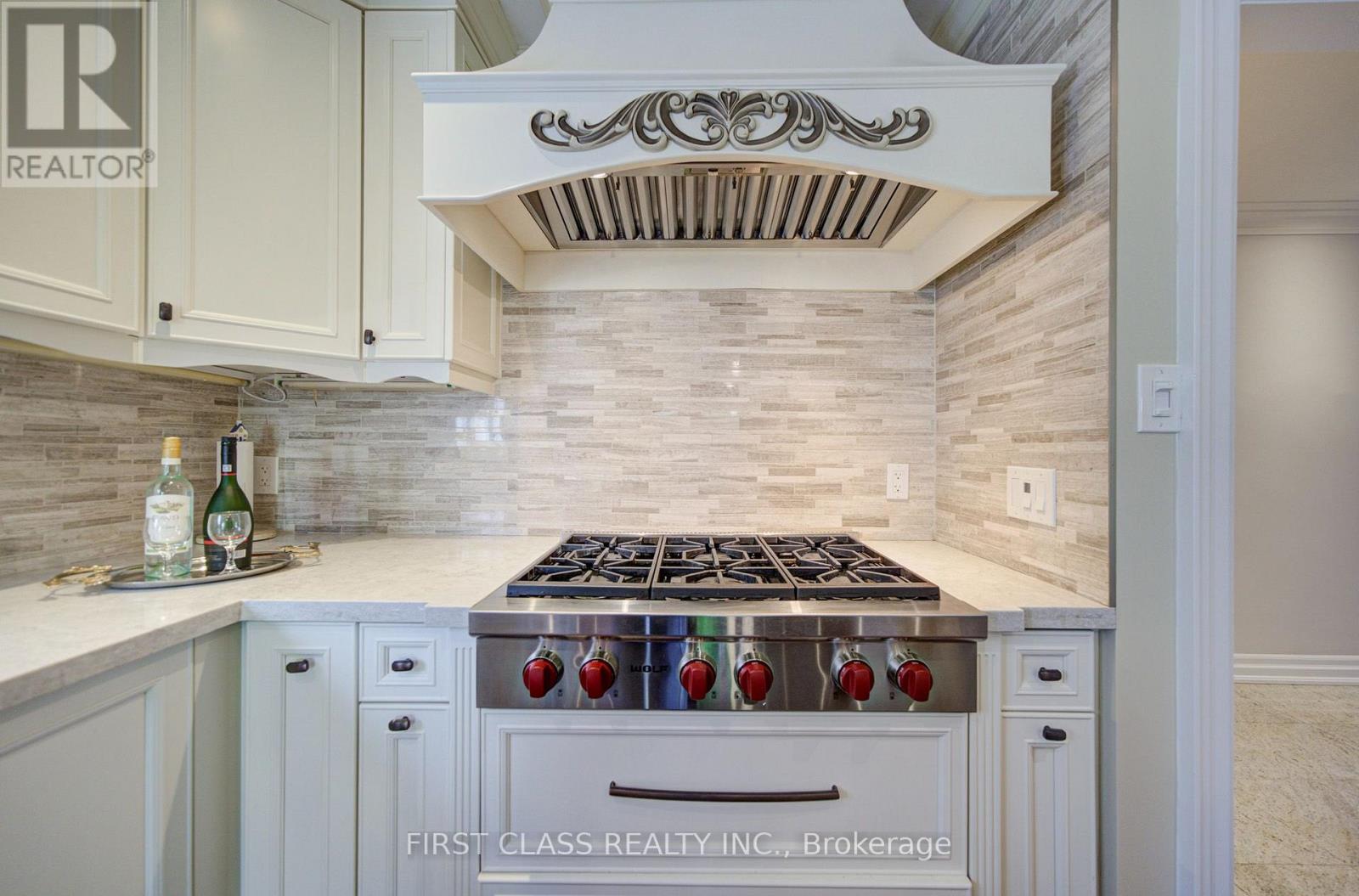 54 Magpie Crescent, Toronto, Ontario  M2L 2E5 - Photo 14 - C14004084