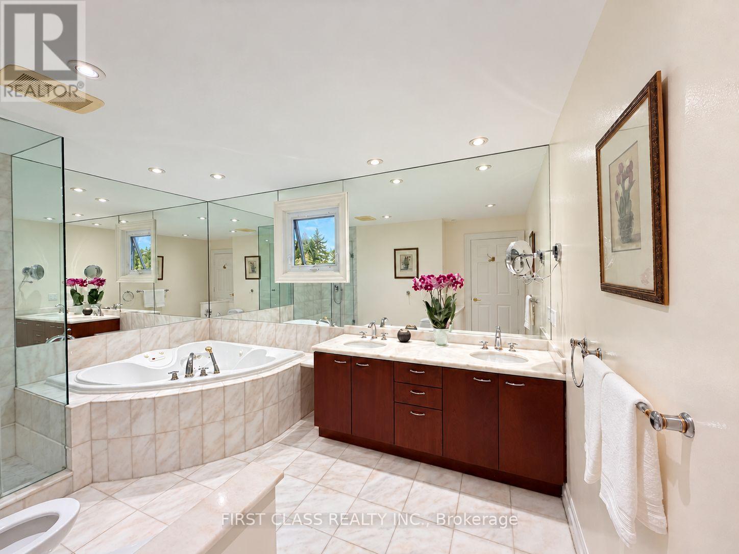 54 Magpie Crescent, Toronto, Ontario  M2L 2E5 - Photo 26 - C14004084