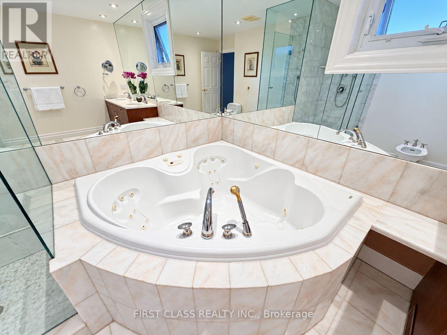 54 Magpie Crescent, Toronto, Ontario  M2L 2E5 - Photo 27 - C14004084