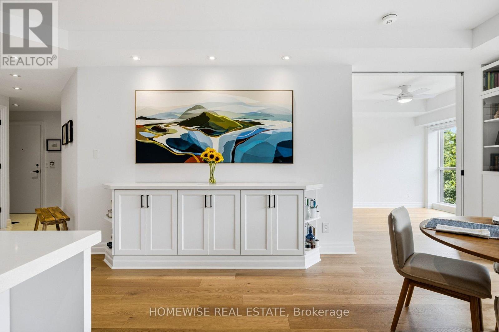 403 - 11 Soho Street, Toronto, Ontario  M5T 3L7 - Photo 6 - C14004106