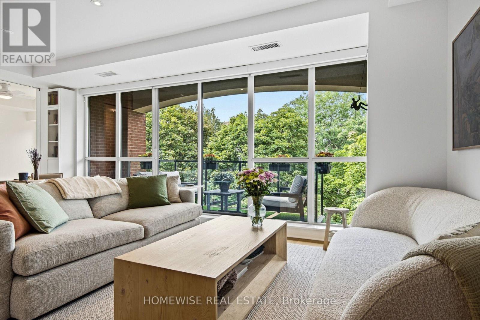 403 - 11 Soho Street, Toronto, Ontario  M5T 3L7 - Photo 7 - C14004106