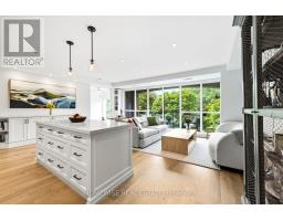 403 - 11 SOHO STREET, Toronto, Ontario