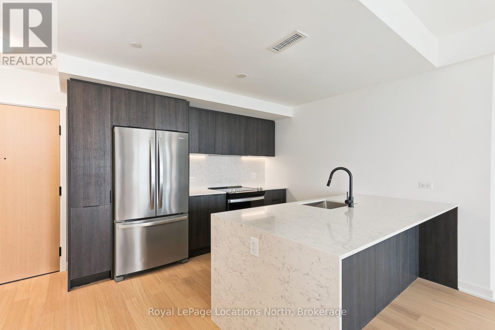 403 - 31 Huron Street, Collingwood, Ontario  L9Y 5T7 - Photo 8 - S14004114