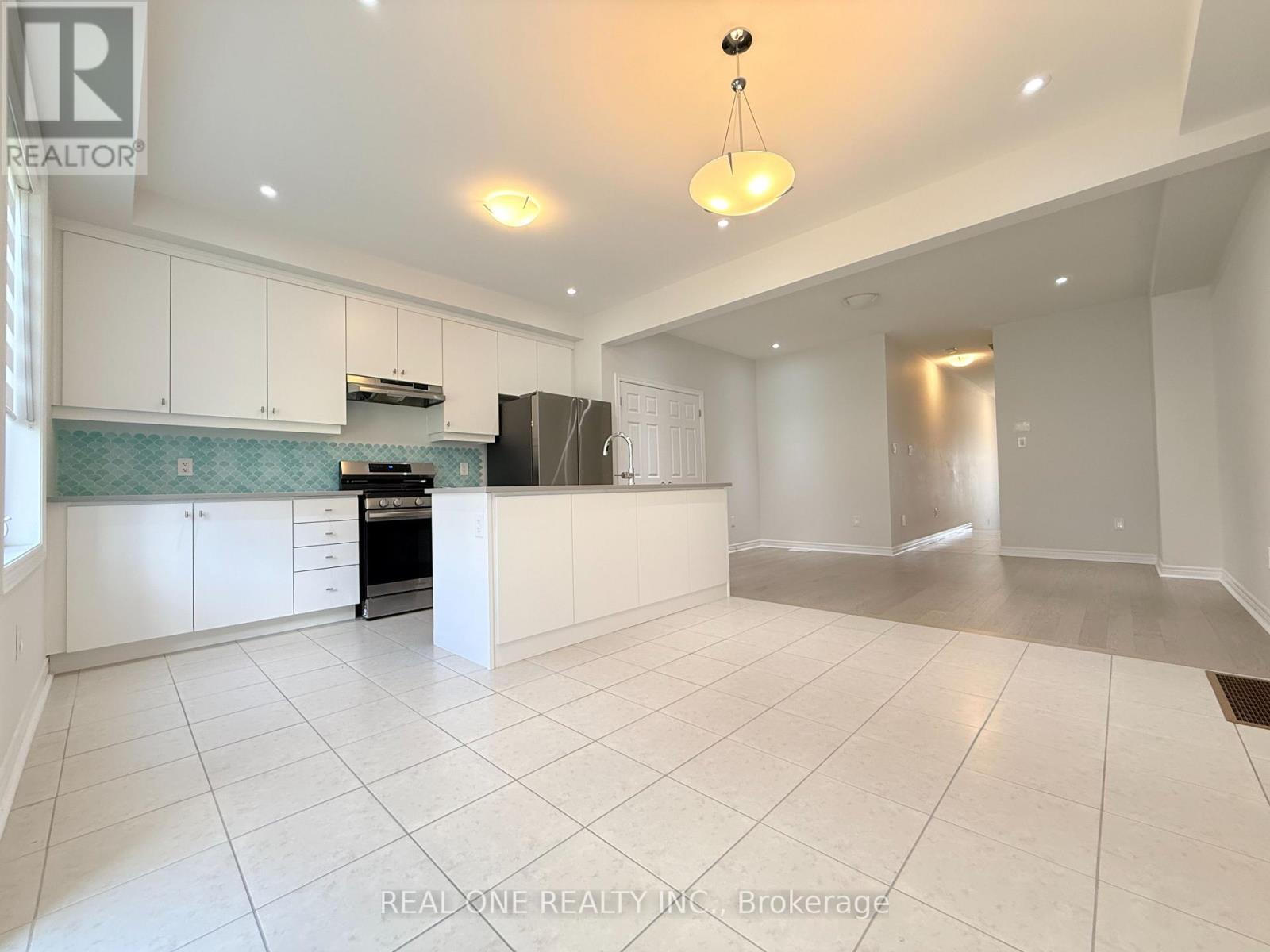 26 Yarl Drive, Markham, Ontario  L3S 0G5 - Photo 9 - N14002724