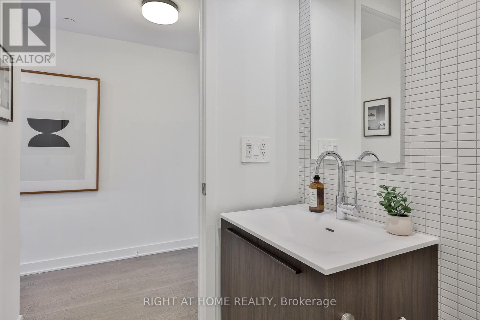 524 - 2720 Dundas Street W, Toronto, Ontario  M6P 1Y2 - Photo 20 - W14002374