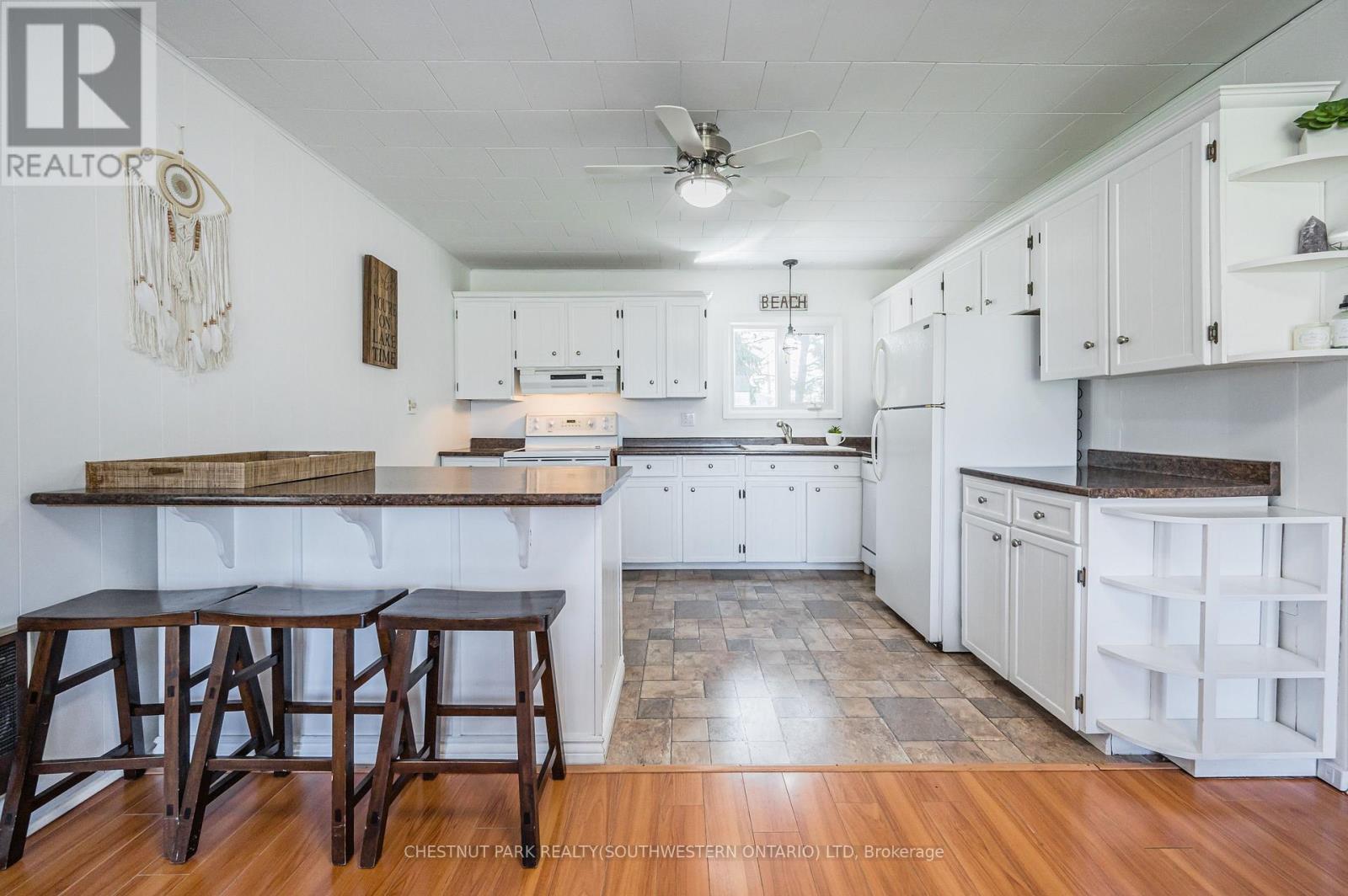 72562 Princess Street, Bluewater, Ontario  N0M 2T0 - Photo 13 - X14000566