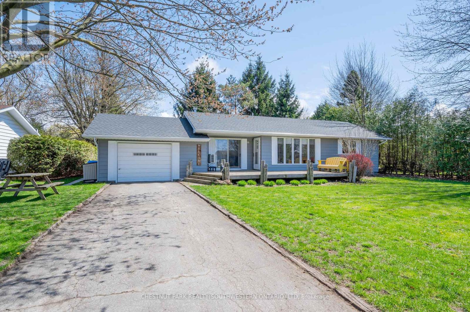 72562 Princess Street, Bluewater, Ontario  N0M 2T0 - Photo 6 - X14000566