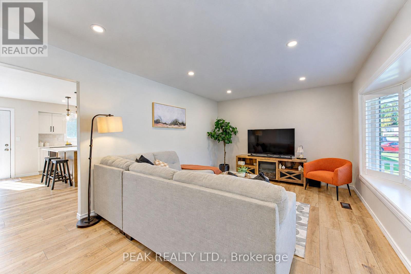 23 Jacob Street W, East Zorra-Tavistock, Ontario  N0B 2R0 - Photo 2 - X14004082