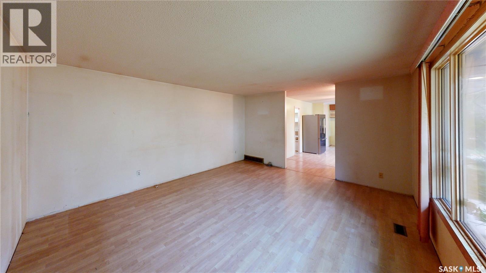 2943 Lacon Street, Regina, Saskatchewan  S4N 2A9 - Photo 11 - SK050944
