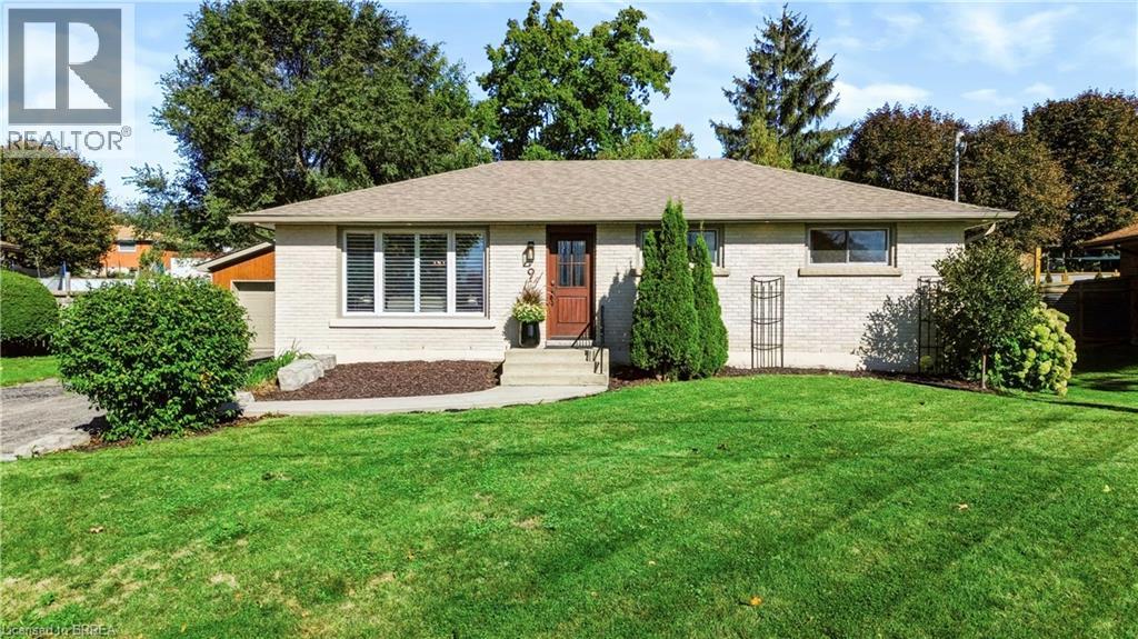 9 Phillip Street, St. George, Ontario  N0E 1N0 - Photo 36 - 40868141