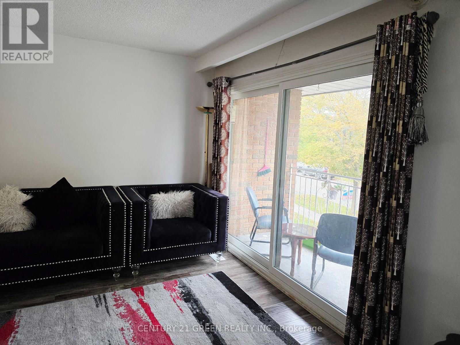 18 Curtis Drive, Brampton, Ontario  L6Y 2J4 - Photo 12 - W13882794