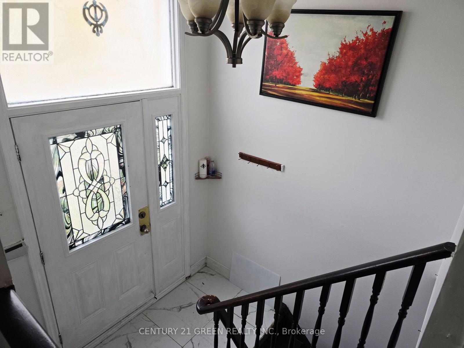 18 Curtis Drive, Brampton, Ontario  L6Y 2J4 - Photo 9 - W13882794