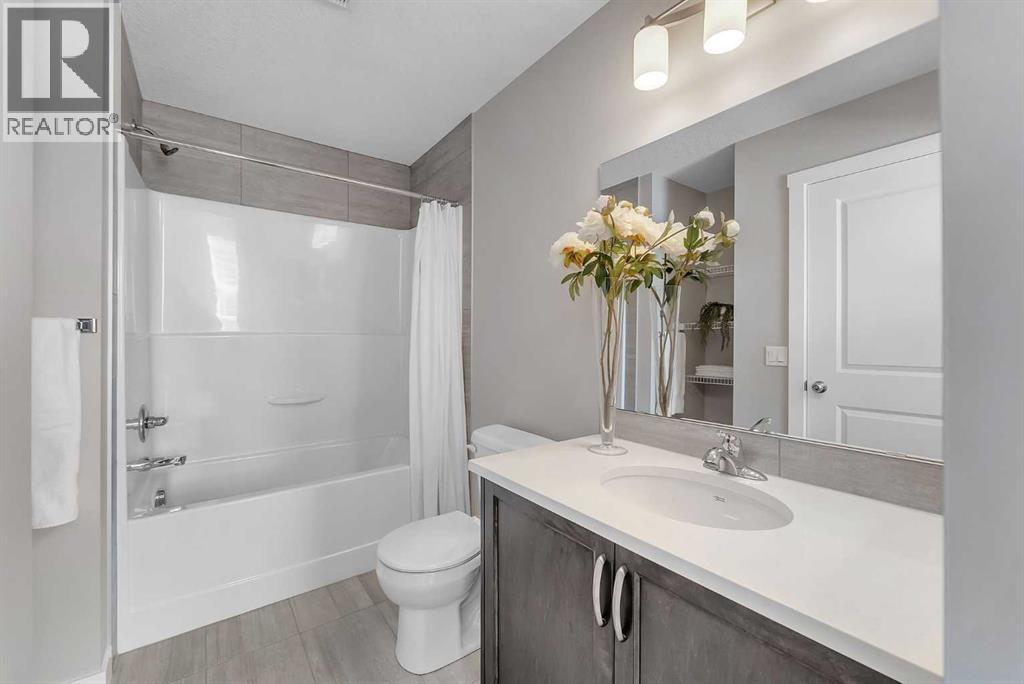 328 Midtown Gate Sw, Airdrie, Alberta  T4B 4C9 - Photo 26 - A2343535