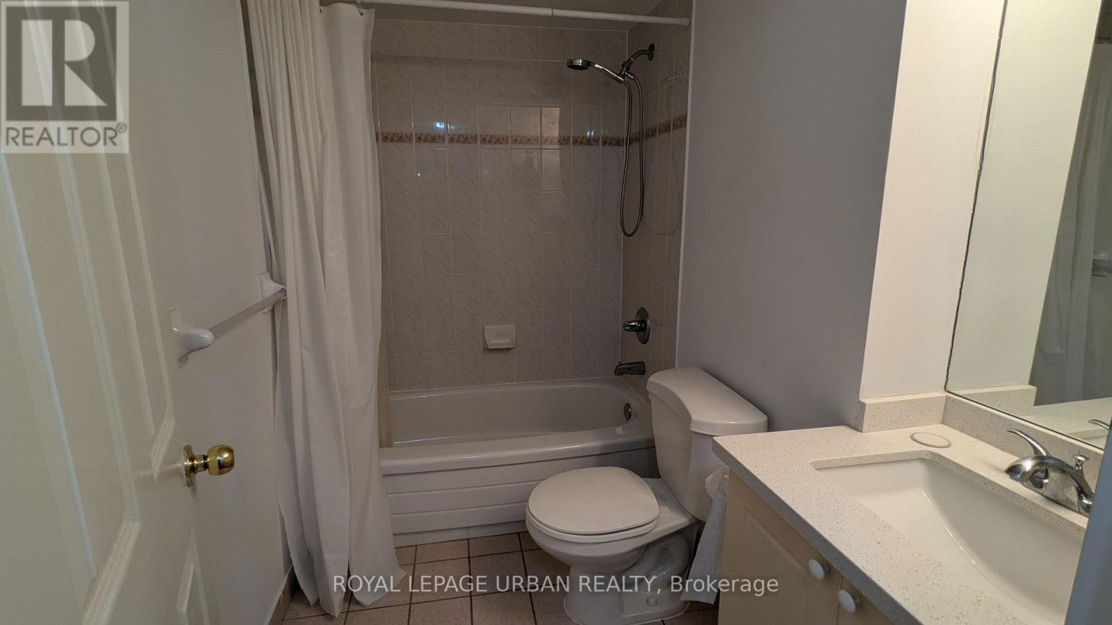 205 - 260 Doris Avenue, Toronto, Ontario  M2N 6X9 - Photo 8 - C14004130
