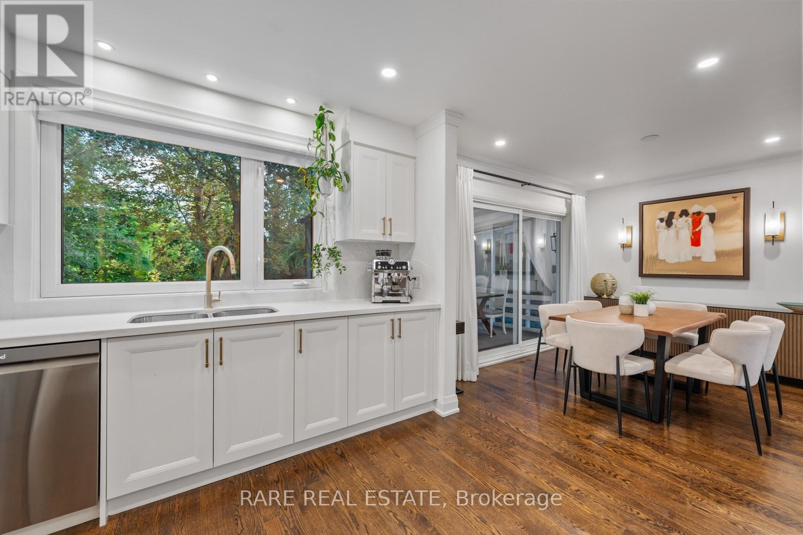 23 Dellbank Road, Toronto, Ontario  M3H 4M9 - Photo 13 - C14004160