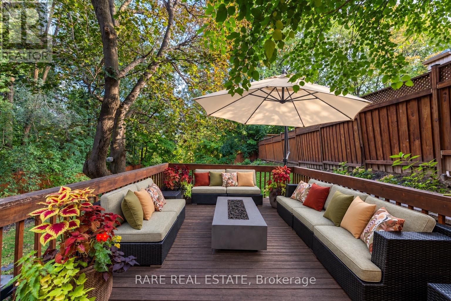 23 Dellbank Road, Toronto, Ontario  M3H 4M9 - Photo 3 - C14004160