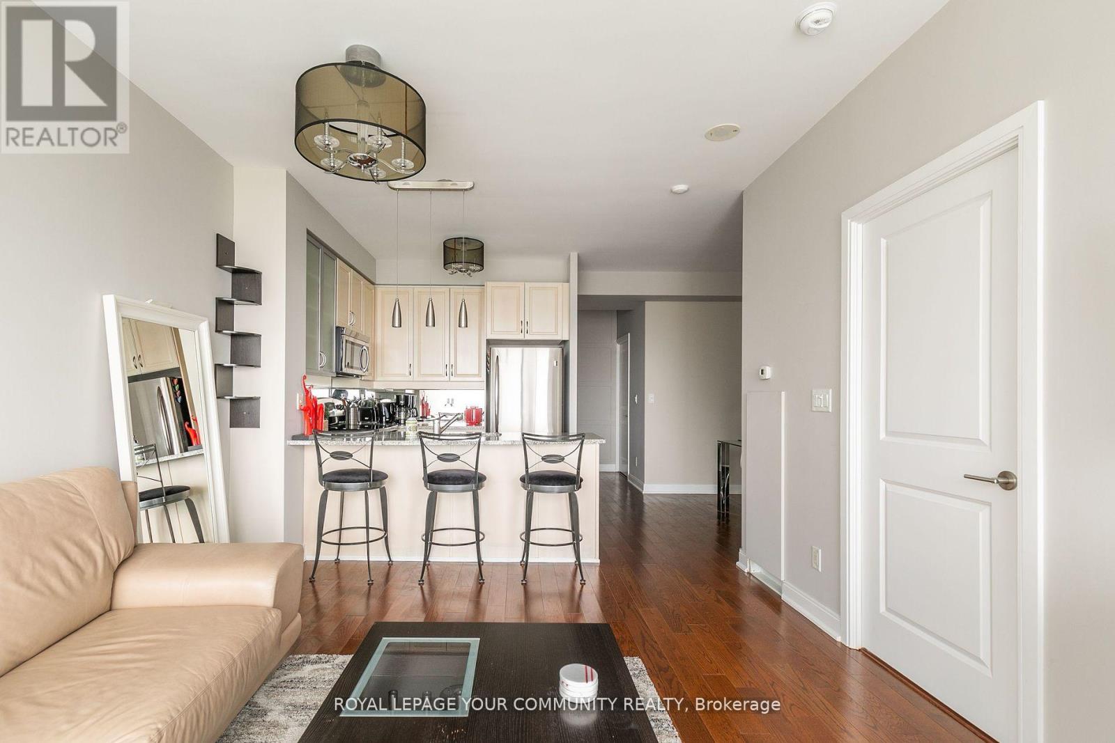 1801 - 18 Yorkville Avenue, Toronto, Ontario  M4W 3Y8 - Photo 8 - C14004170