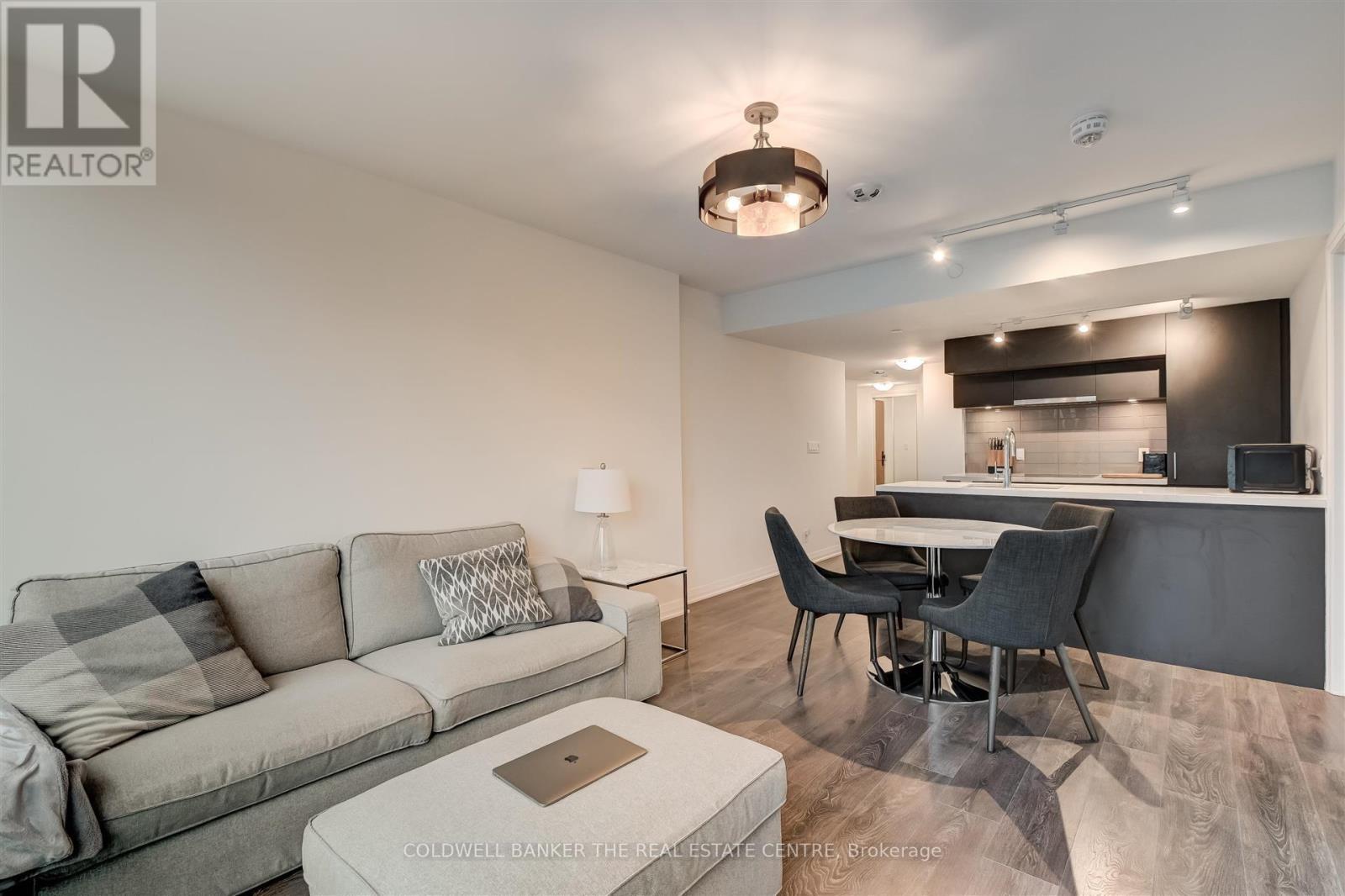 304 - 99 Foxbar Road, Toronto, Ontario  M4V 0B2 - Photo 9 - C14004192