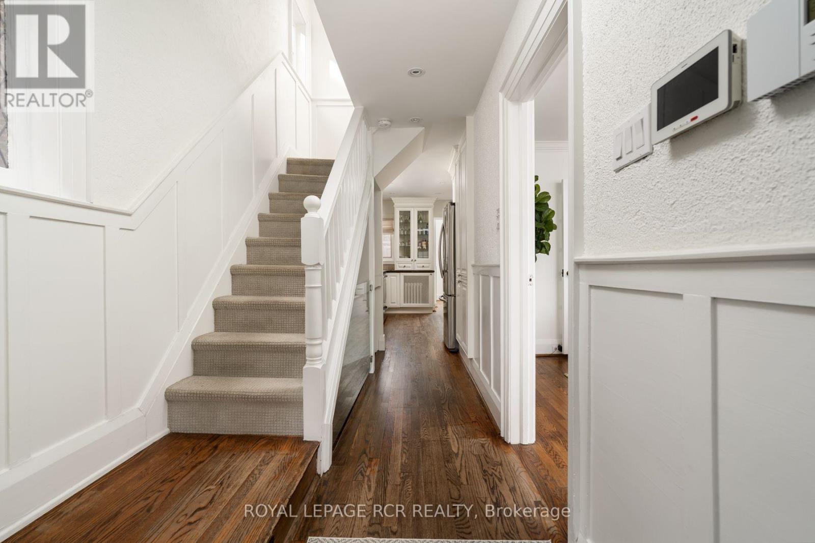 214 Briar Hill Avenue, Toronto, Ontario  M4R 1J2 - Photo 18 - C14004288