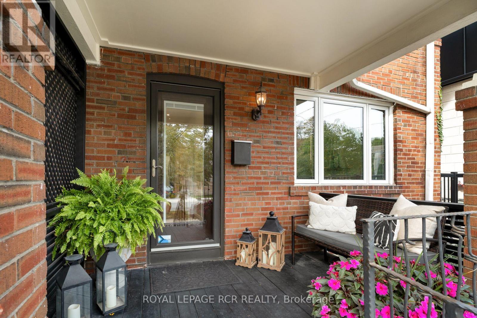 214 Briar Hill Avenue, Toronto, Ontario  M4R 1J2 - Photo 36 - C14004288