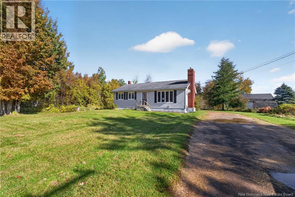 136 Acadie Street, Bouctouche, New Brunswick  E4S 2T4 - Photo 1 - NB149412