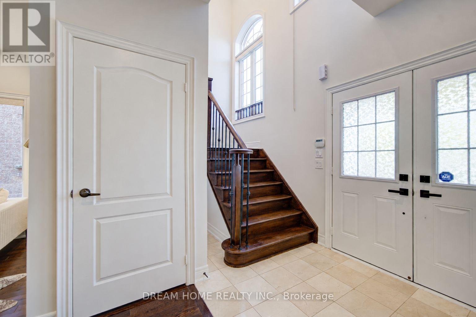36 Everett Street, Markham, Ontario  L6E 0H6 - Photo 4 - N14004134