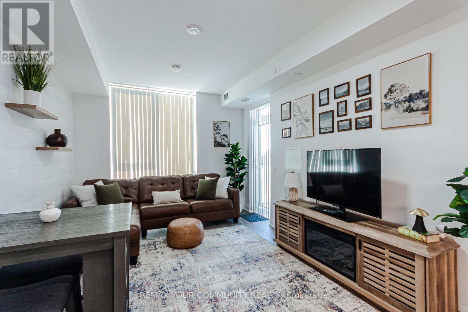 309 - 10 Gatineau Drive, Vaughan (Beverley Glen), Ontario  L4J 0L2 - Photo 8 - N14004162