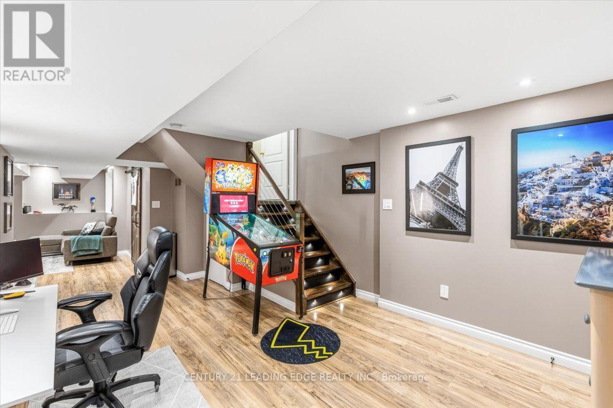 347 Woodfern Way, Newmarket, Ontario  L3X 2X1 - Photo 13 - N14004220