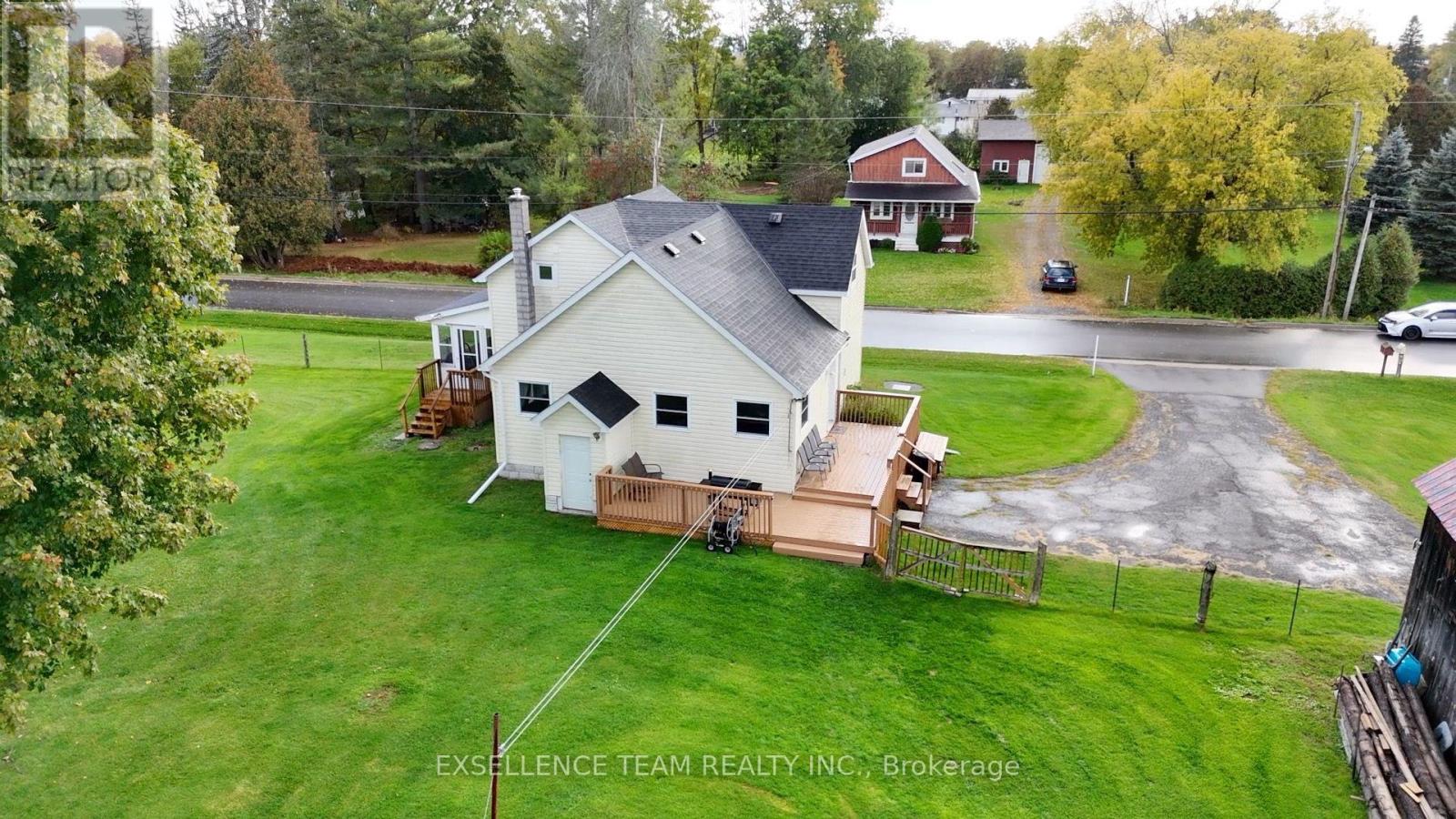 7 Mary Street, Edwardsburgh/cardinal, Ontario  K0E 1T0 - Photo 2 - X14004264