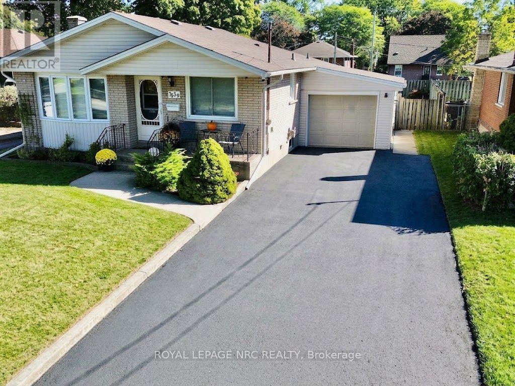7030 WHITMAN AVENUE, Niagara Falls, Ontario