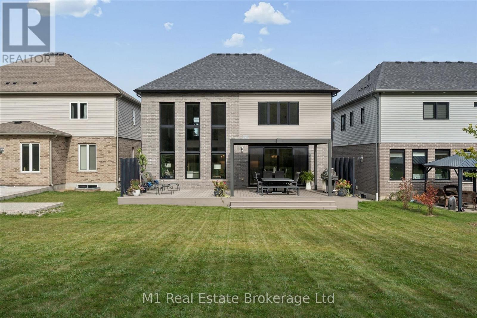 545 Bridgemill Crescent, Kitchener, Ontario  N2A 0K3 - Photo 42 - X14004156