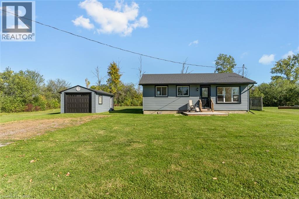 412 N Windmill Point Road N, Fort Erie, Ontario  L0S 1N0 - Photo 1 - 40870317