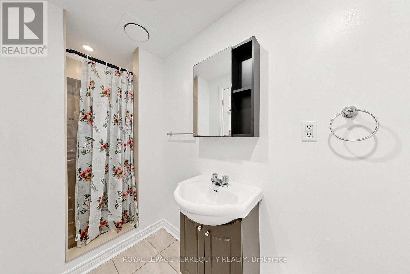 Basement - 90 Brisdale Drive, Brampton, Ontario  L7A 1S5 - Photo 14 - W14004166