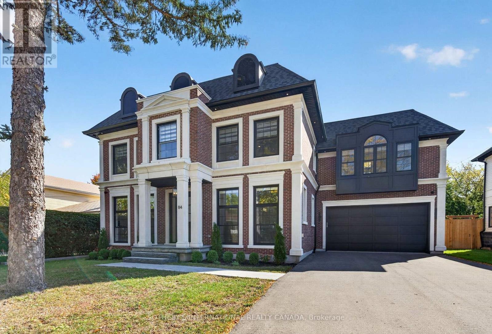 84 JOHN STREET, Milton, Ontario