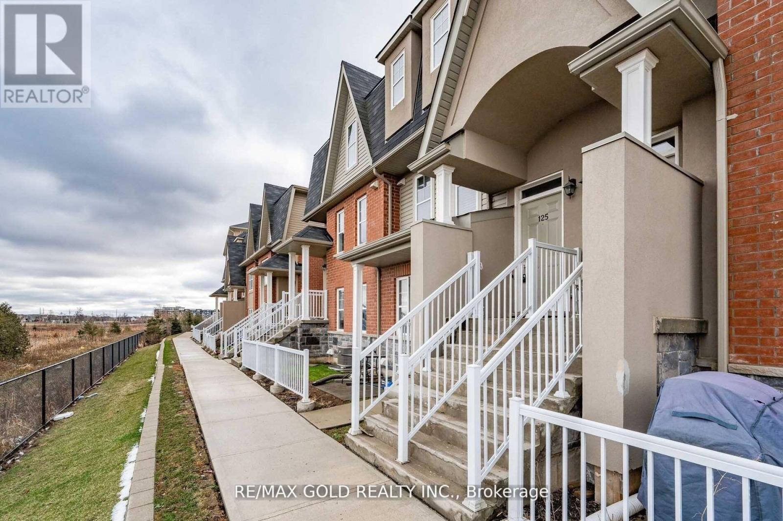 #125 - 1380 Costigan Road, Milton, Ontario  L9T 8L2 - Photo 3 - W14004194