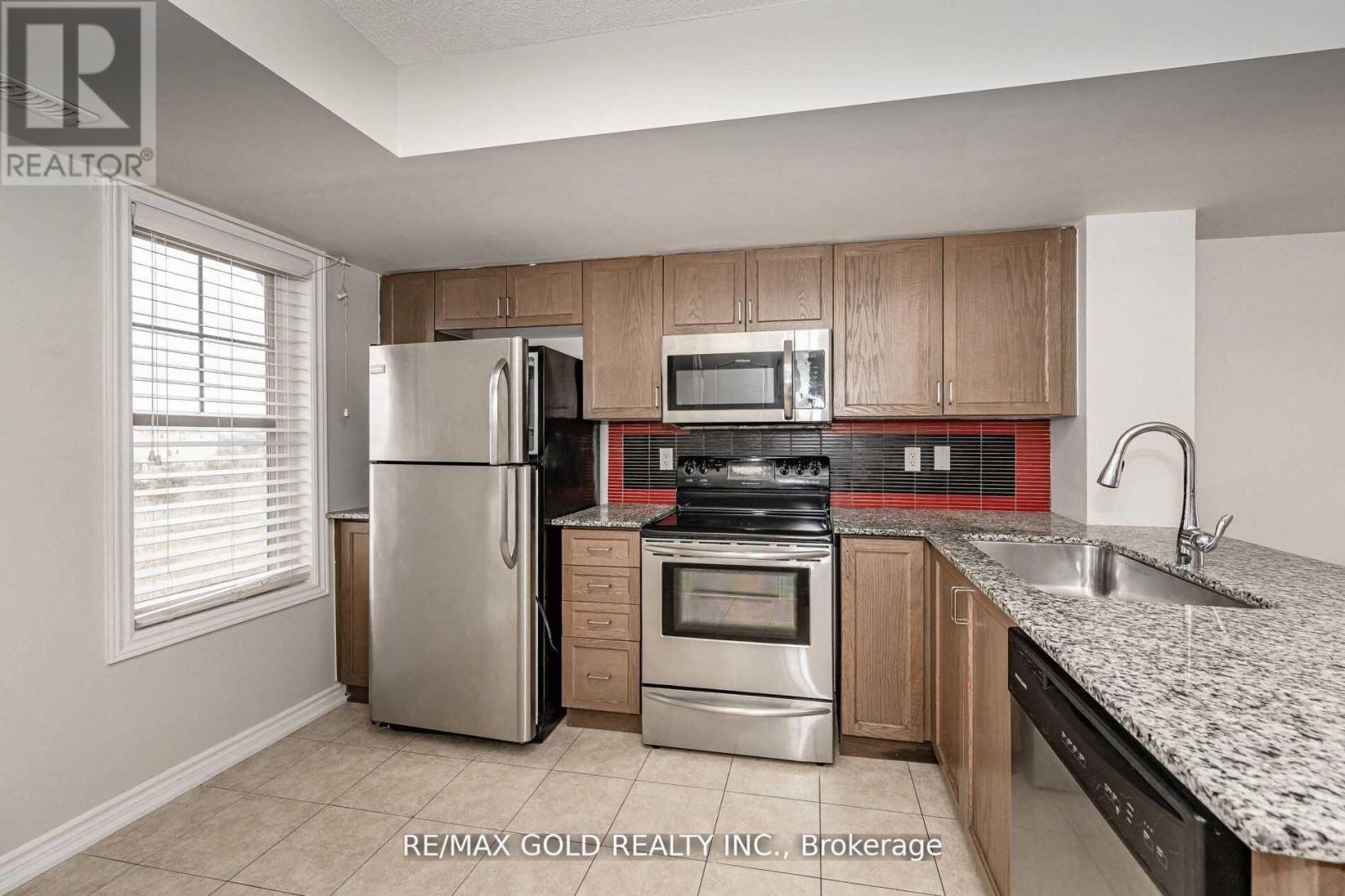 #125 - 1380 Costigan Road, Milton, Ontario  L9T 8L2 - Photo 7 - W14004194
