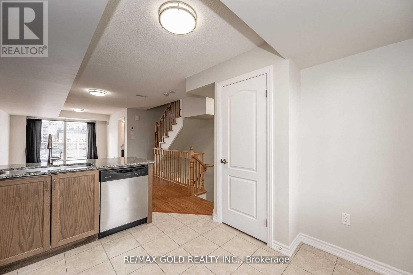 #125 - 1380 Costigan Road, Milton, Ontario  L9T 8L2 - Photo 9 - W14004194