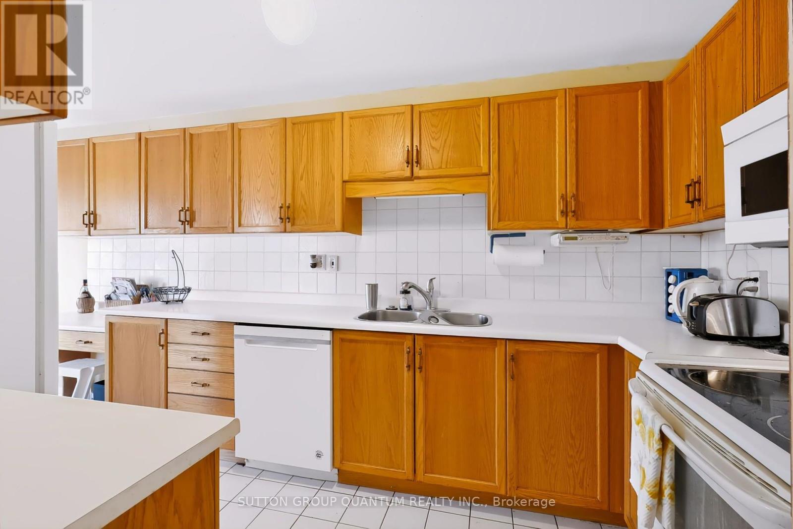 71 - 2205 South Millway, Mississauga, Ontario  L5L 3T2 - Photo 6 - W14004236