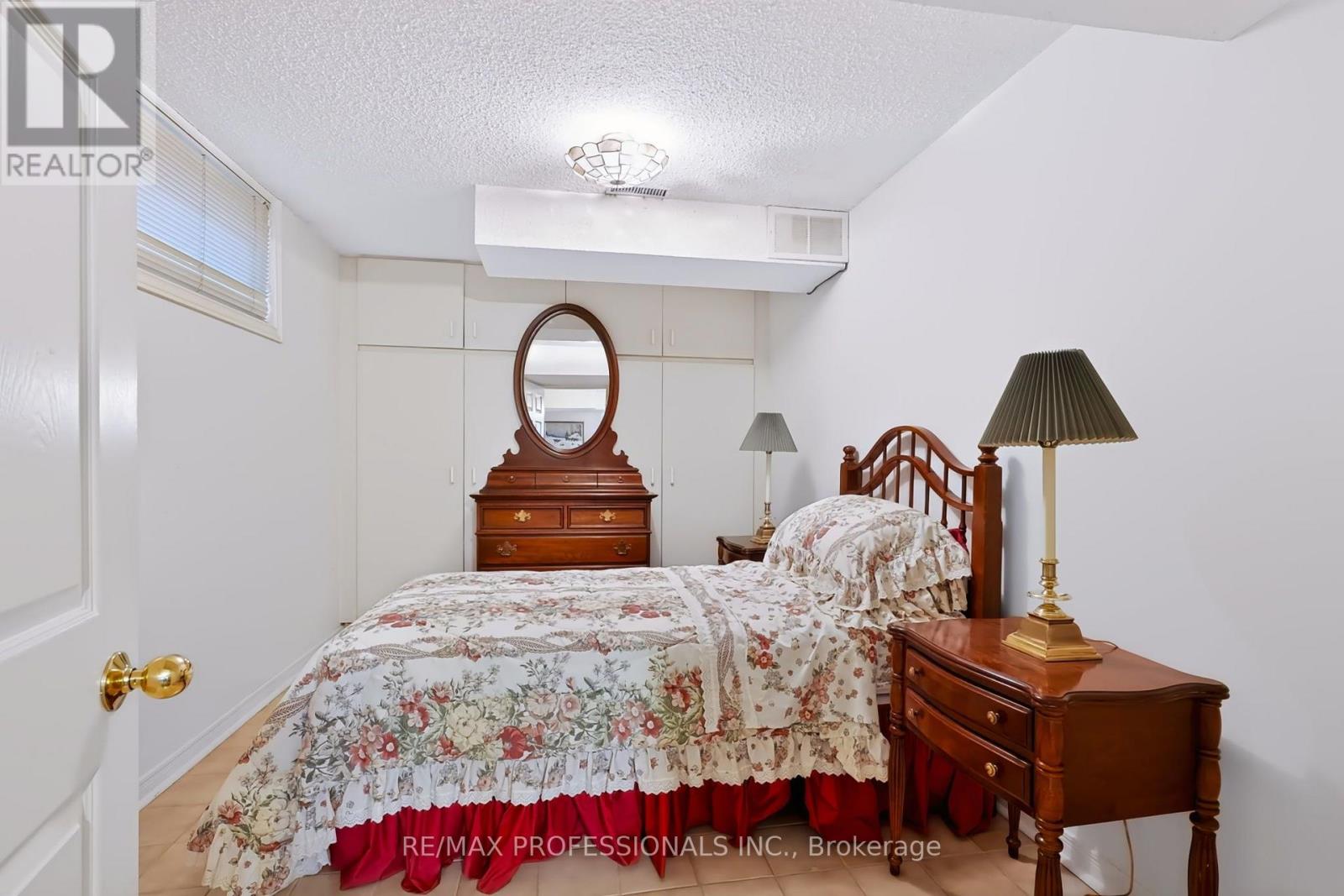 3979 River Mill Way, Mississauga, Ontario  L4W 4C1 - Photo 35 - W14004240
